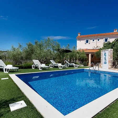 Ljuba Villa *